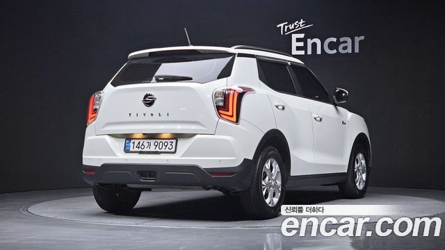 SsangYong Tivoli Gasoline 1.5 2WD V3 - фото 1