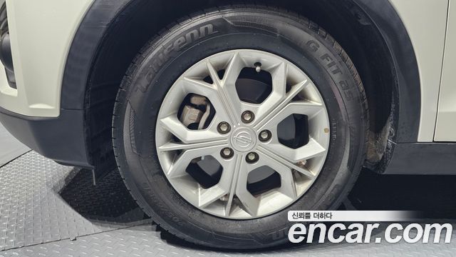 SsangYong Tivoli Gasoline 1.5 2WD V3 - фото 4