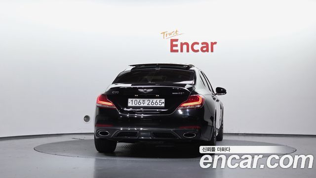 Genesis G70 2.0T AWD Sport Package - фото 3