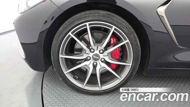 Genesis G70 2.0T AWD Sport Package - фото 4