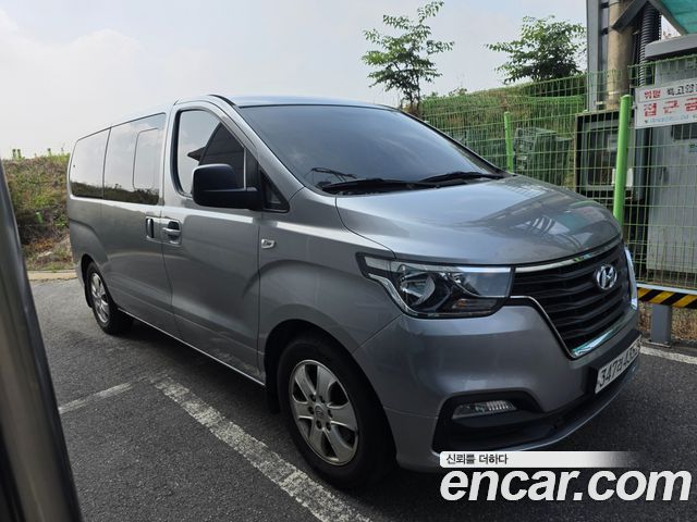 Hyundai Starex Новый Urban 9-Seater Premium - фото 1