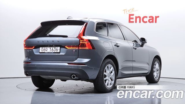 Volvo XC60 2-го поколения T6 Momentum - фото 1