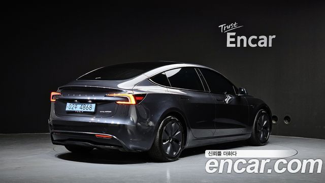 Tesla Model 3 Long Range AWD - фото 1