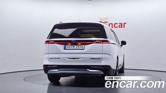 Kia Carnival 4-го поколения 7-Seater Signature - фото 3