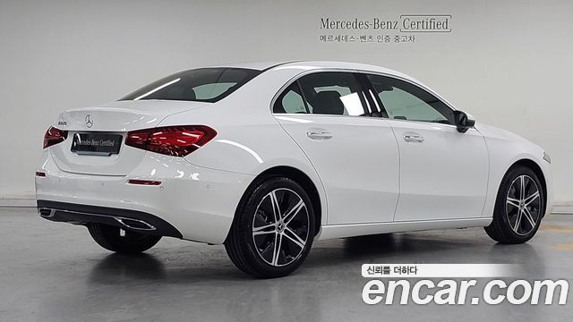 Mercedes-Benz A-Class W177 A220 Sedan - фото 1