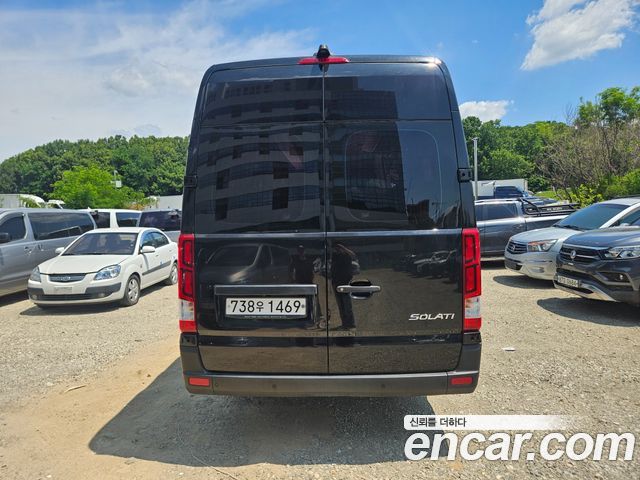 Hyundai Solati 15-seater Luxury - фото 3