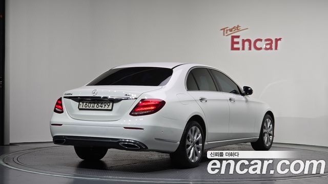 Mercedes-Benz E-Class W213 E220d 4MATIC Exclusive - фото 1