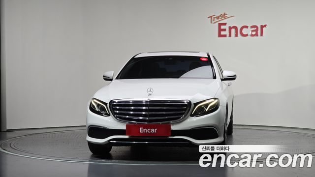 Mercedes-Benz E-Class W213 E220d 4MATIC Exclusive - фото 2
