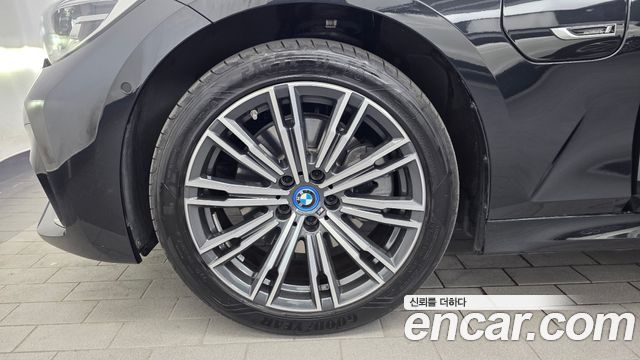 BMW 3-Series G20 320e M Sports - фото 4