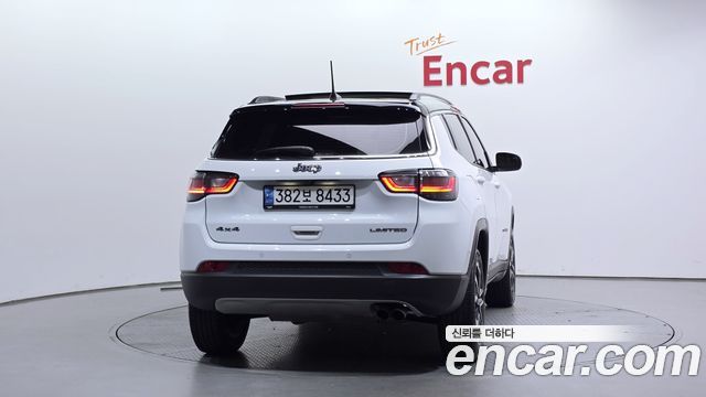 Jeep Compass 2-го поколения 2.4 Limitied AWD - фото 3