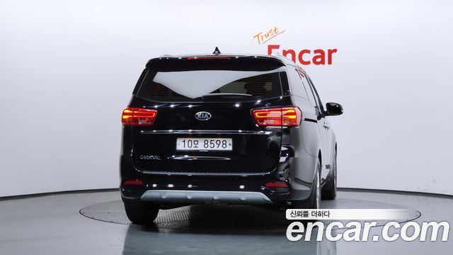 Kia Carnival Новый 9-Seater Noblesse Special - фото 3