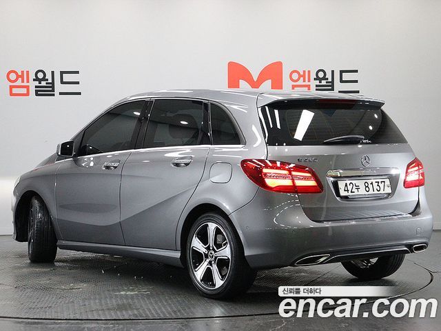 Mercedes-Benz B-Class W246 B220 - фото 3