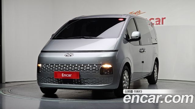 Hyundai Staria Cargo 5-Seater Modern - фото 0
