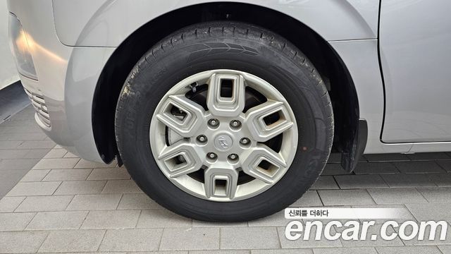 Hyundai Staria Cargo 5-Seater Modern - фото 4