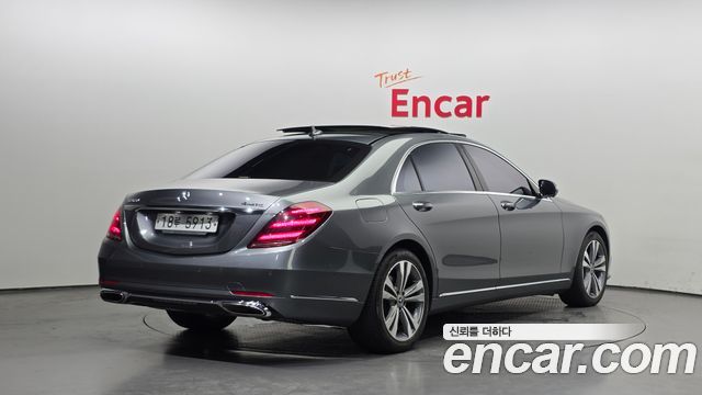 Mercedes-Benz S-Class W222 S560L 4MATIC - фото 1