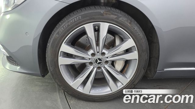 Mercedes-Benz S-Class W222 S560L 4MATIC - фото 4