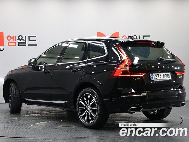 Volvo XC60 2-го поколения B5 Inscription - фото 3