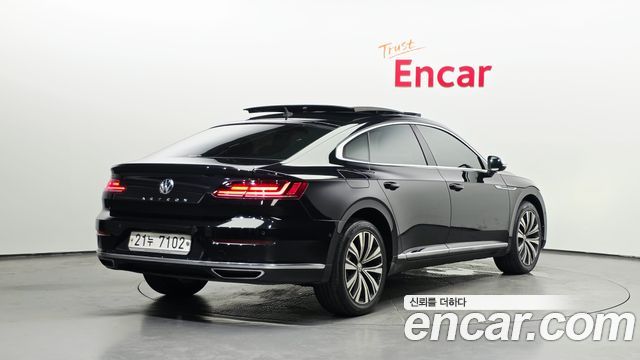 Volkswagen Arteon 2.0 TDI Premium - фото 1