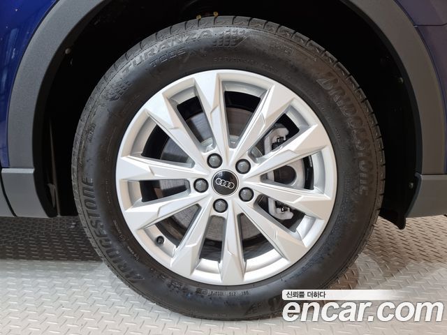 Audi Q3 F3 40 TFSI Quattro - фото 4