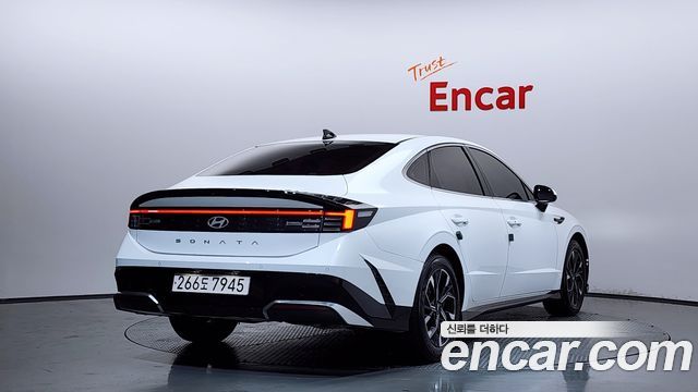 Hyundai Sonata DN8 2.0 Exclusive - фото 1