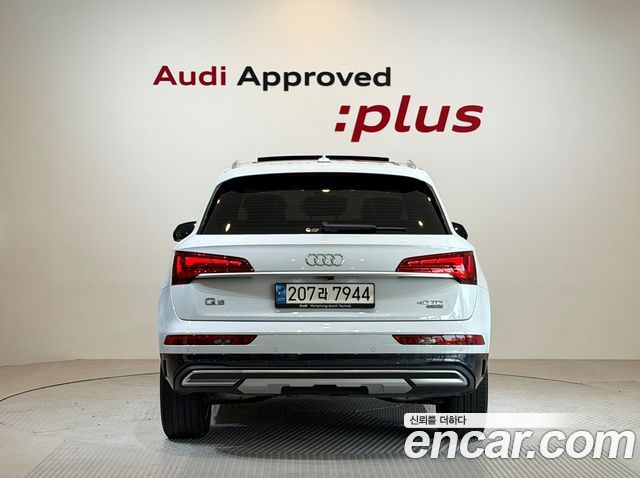 Audi Q5 FY 40 TDI Quattro - фото 3