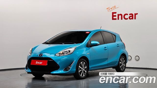 Toyota Prius 1.5 - фото 0