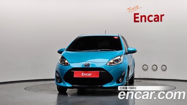 Toyota Prius 1.5 - фото 2