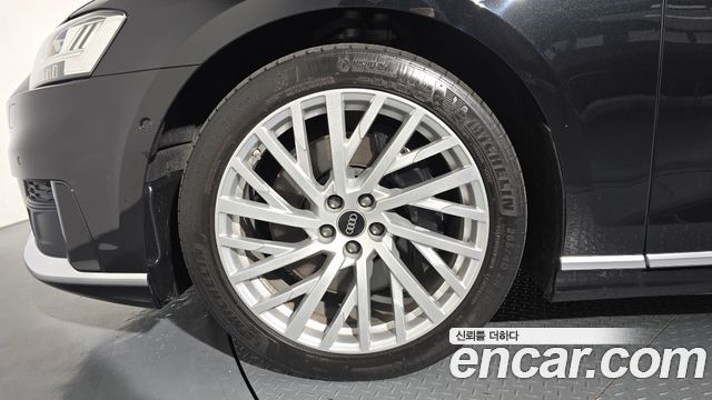 Audi A8 D5 55 TFSI Quattro LWB - фото 4