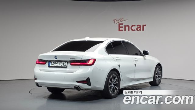 BMW 3-Series G20 320i - фото 0