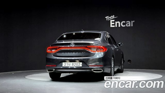 Hyundai Grandeur IG, гибрид Exclusive Special - фото 2