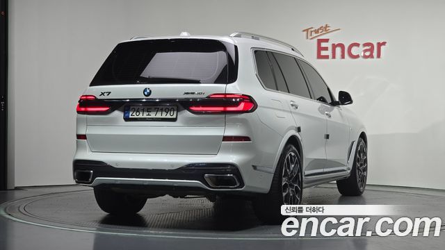 BMW X7 G07 xDrive 40i M Sport 7STR - фото 1