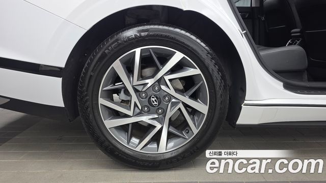 Hyundai Grandeur GN7 2,5 Gasoline 2WD Premium - фото 3