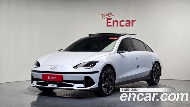 Hyundai Ioniq6 Long Range AWD Prestige - фото 0