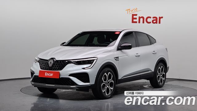Renault Samsung Arkana 1.6 E-TECH Iconic - фото 0