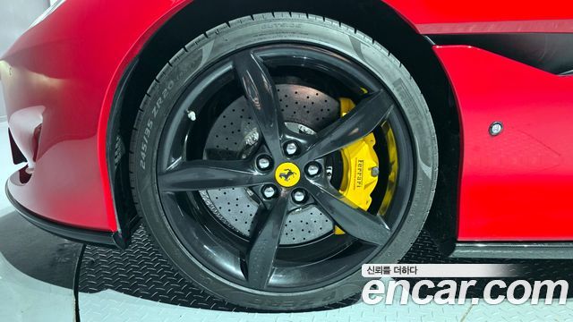 Ferrari Portofino 3.9 V8 - фото 4