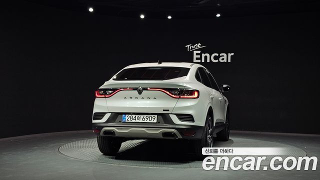 Renault Samsung Arkana 1.6 E-TECH Iconic - фото 3