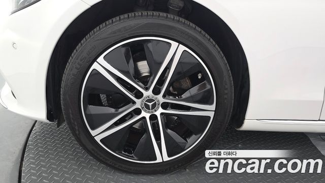 Mercedes-Benz C-Class W205 C220 d 4MATIC Exclusive - фото 4