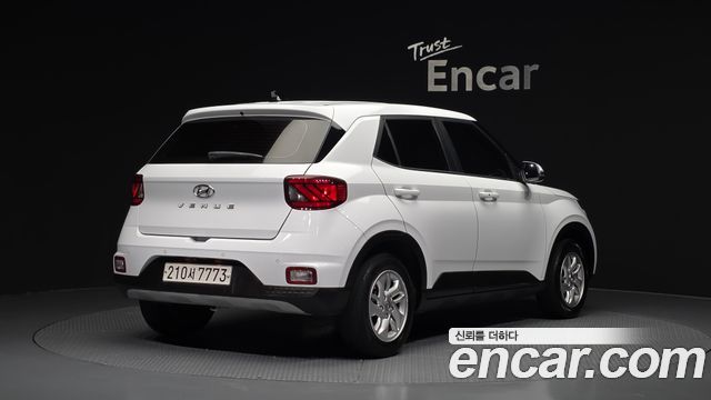 Hyundai Venue 1.6 Modern Plus - фото 1