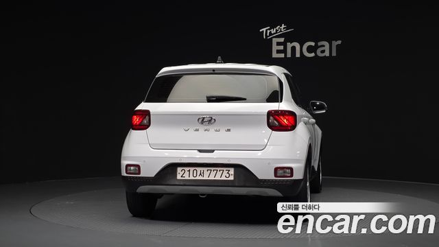 Hyundai Venue 1.6 Modern Plus - фото 3