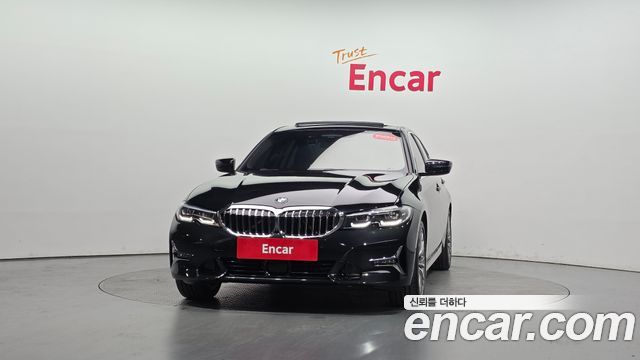 BMW 3-Series G20 320i Luxury - фото 1