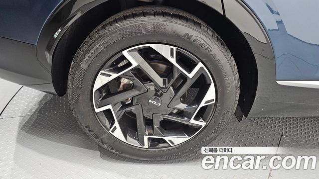Kia Sportage 5-го поколения Gasoline 1.6 Turbo 2WD Signature - фото 4