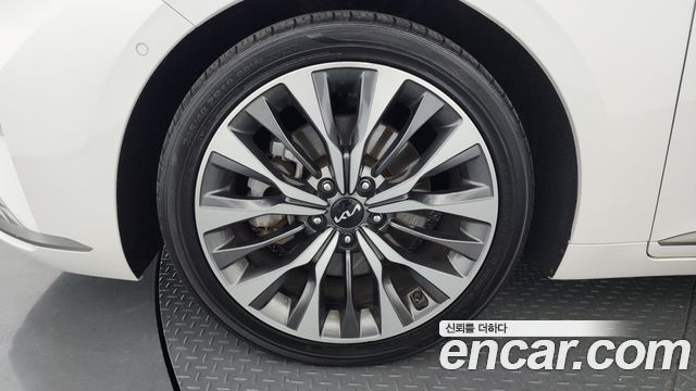 Kia K8 2.5 Gasoline 2WD Signature - фото 4