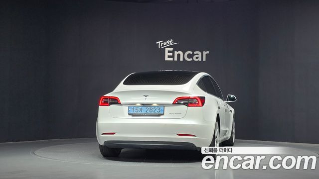 Tesla Model 3 Long Range AWD - фото 3