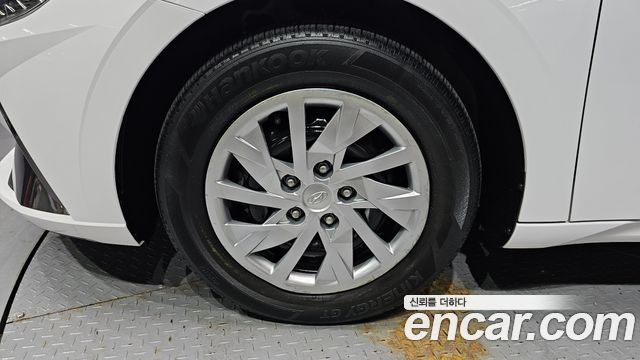 Hyundai Avante CN7 1.6 Smart - фото 4