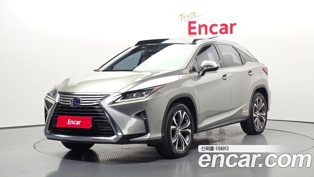 Lexus RX 4-го поколения Executive - фото 0