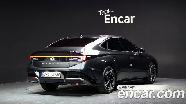 Hyundai Sonata DN8 2.0 Premium - фото 1