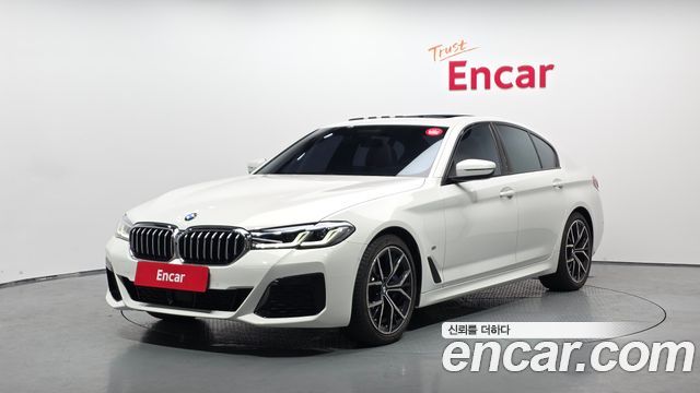 BMW 5-Series G30 530i M Sport Package - фото 0