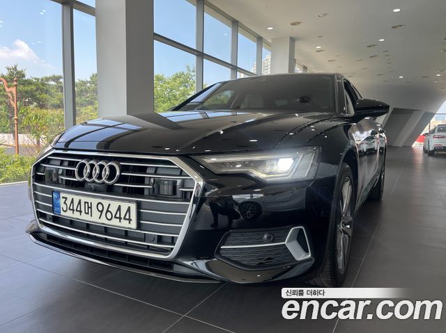 Audi A6 C8 45 TFSI - фото 0