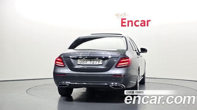 Mercedes-Benz E-Class W213 E220d 4MATIC Exclusive - фото 3