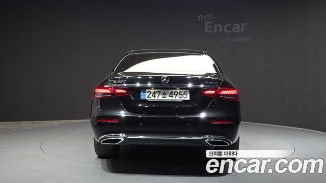 Mercedes-Benz E-Class W213 E350 4MATIC Exclusive - фото 3